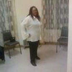 Meet your Posher, Yvette